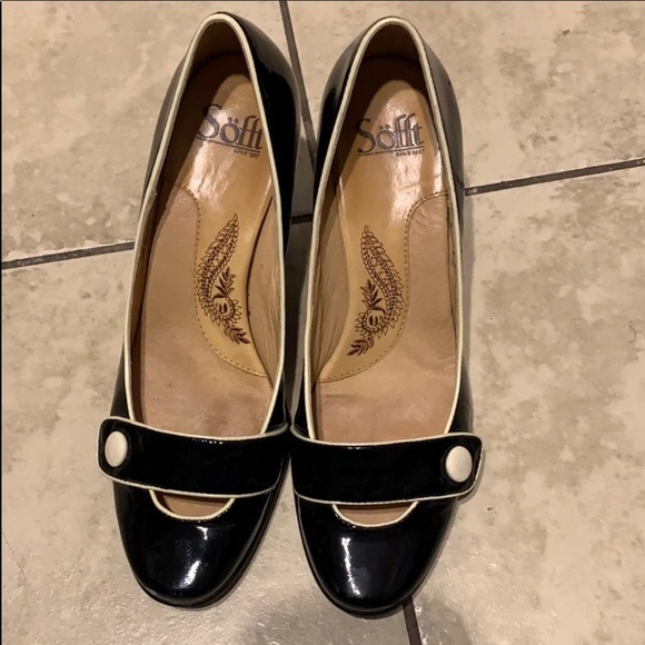 Tahari Shoes - Softie shoes